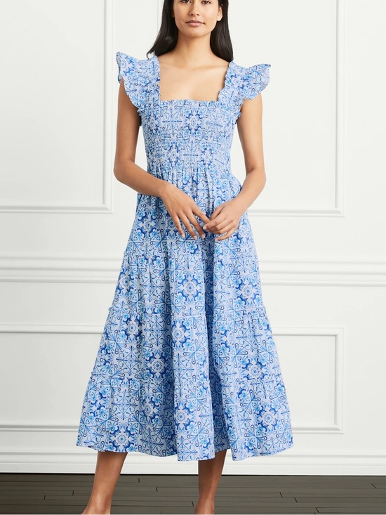 Hill House Dresses & Skirts - Hill House Home The Nap Dress Blue White Tile Print Smocked Midi, XS S M